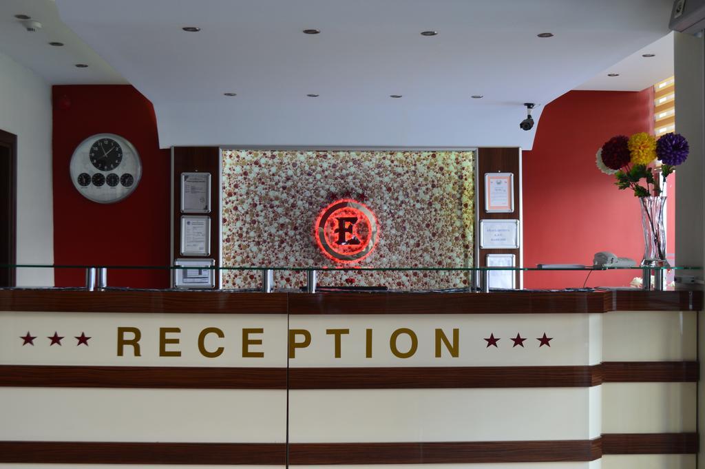 Egemen Hotel 梅尔辛 外观 照片