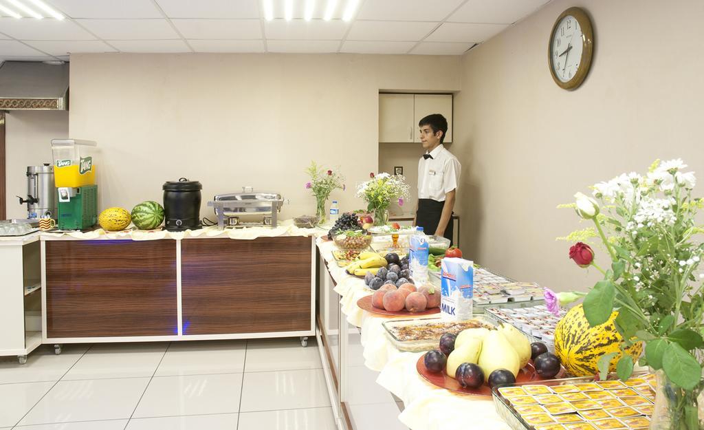 Egemen Hotel 梅尔辛 外观 照片
